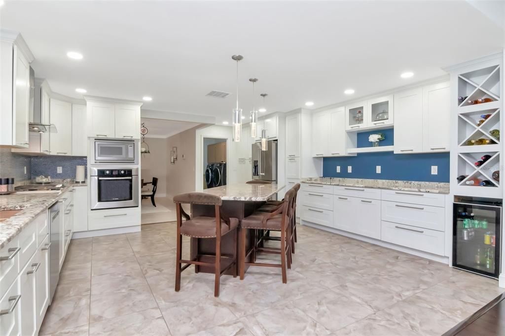 待售: $1,050,000 (5 贝兹, 3 浴室, 3280 平方英尺)