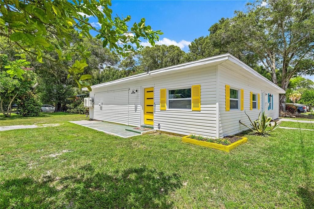 For Sale: $499,000 (4 beds, 0 baths, 1600 Square Feet)