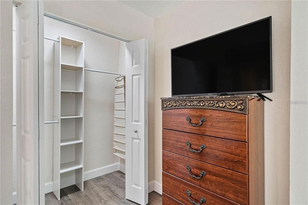 For Sale: $499,000 (4 beds, 0 baths, 1600 Square Feet)