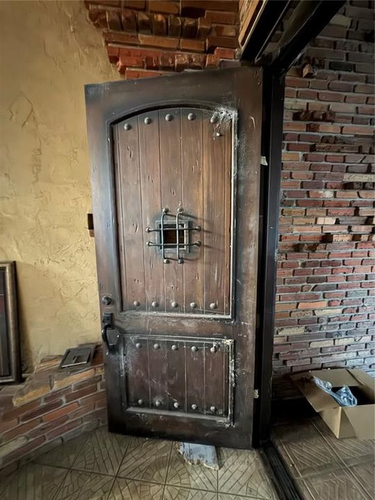 На продажу: $4,800,000 (5 спален, 6 ванн, 9000 Квадратных фут)