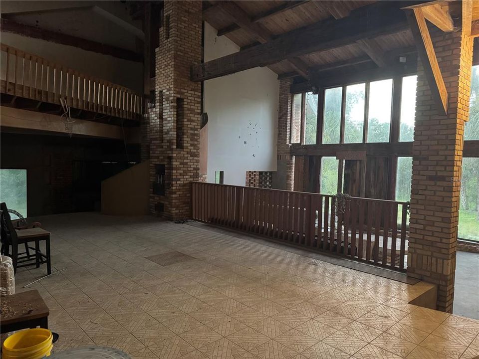 На продажу: $4,800,000 (5 спален, 6 ванн, 9000 Квадратных фут)