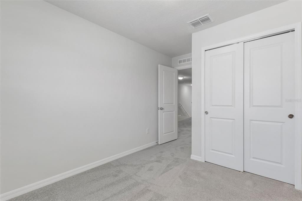 Activo con contrato: $2,500 (3 camas, 2 baños, 1501 Pies cuadrados)