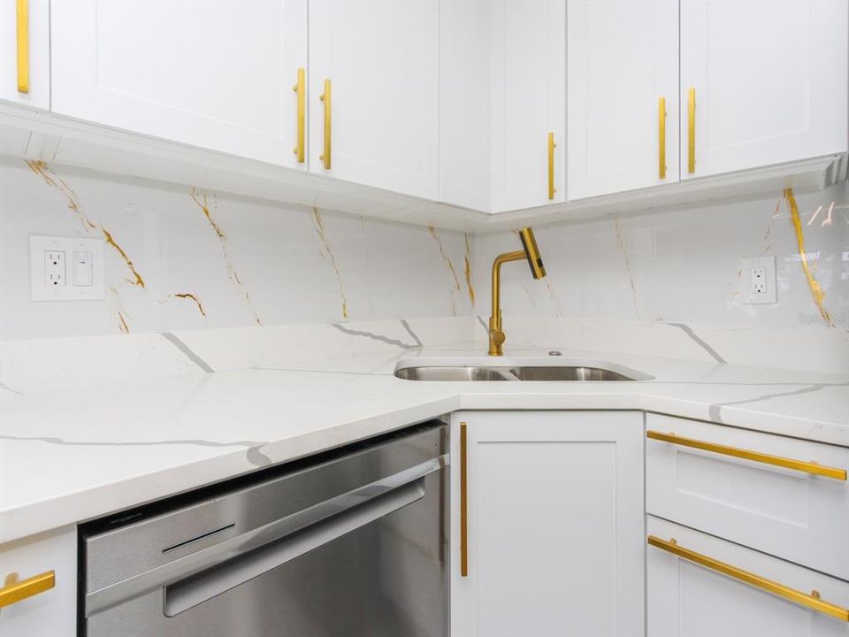 待售: $549,000 (3 贝兹, 2 浴室, 1601 平方英尺)