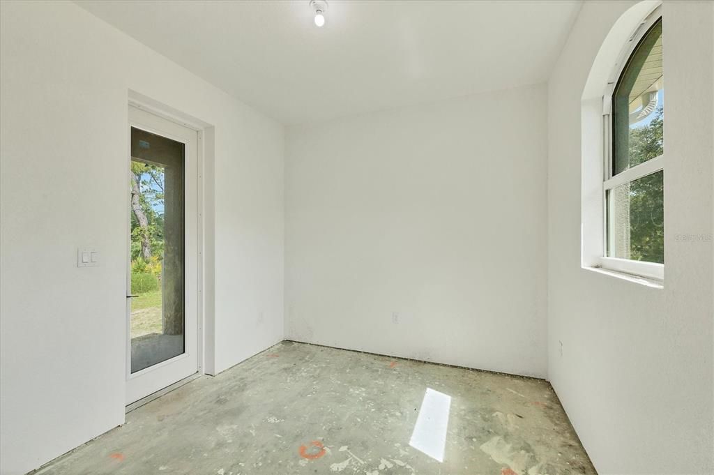 Activo con contrato: $575,000 (4 camas, 4 baños, 3262 Pies cuadrados)