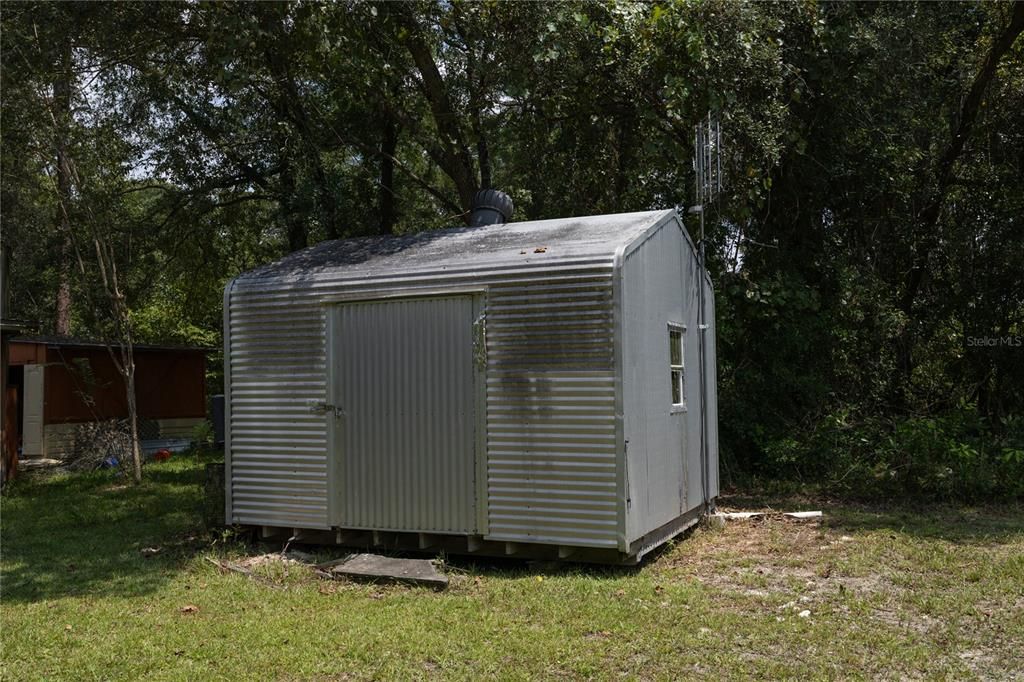 На продажу: $279,900 (3 спален, 2 ванн, 1496 Квадратных фут)