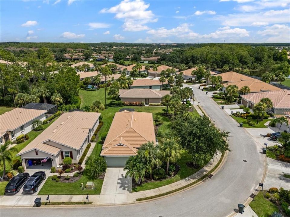 For Sale: $398,500 (3 beds, 2 baths, 1495 Square Feet)