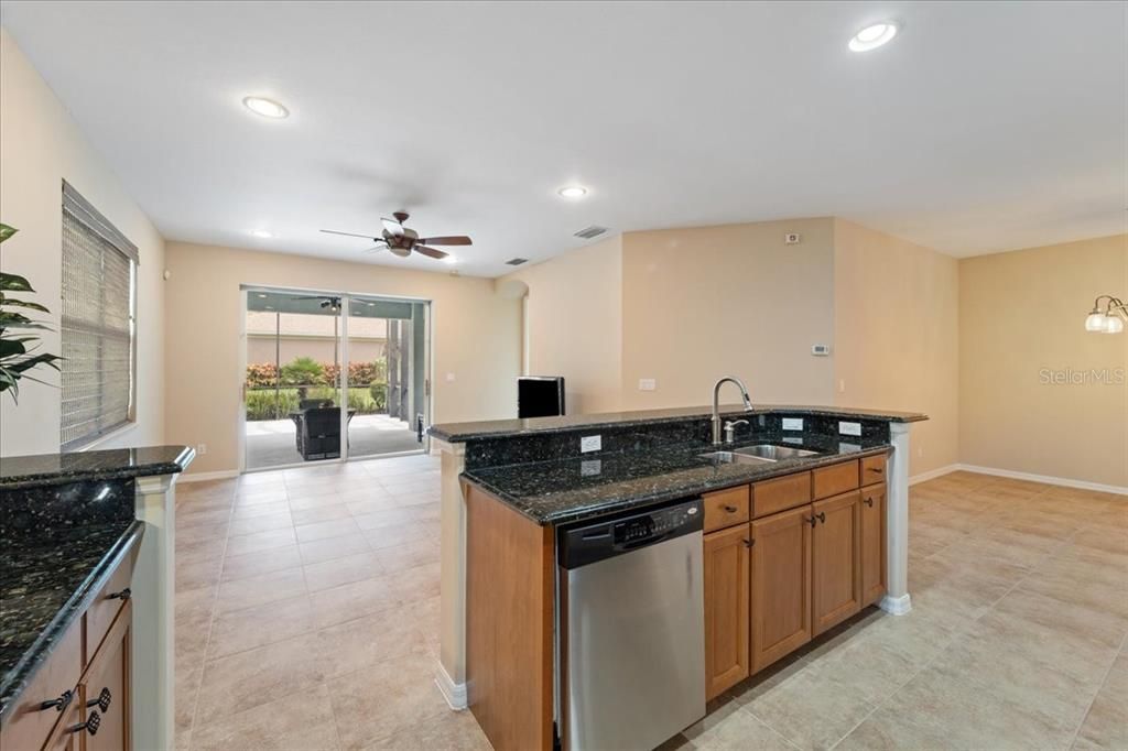 For Sale: $398,500 (3 beds, 2 baths, 1495 Square Feet)