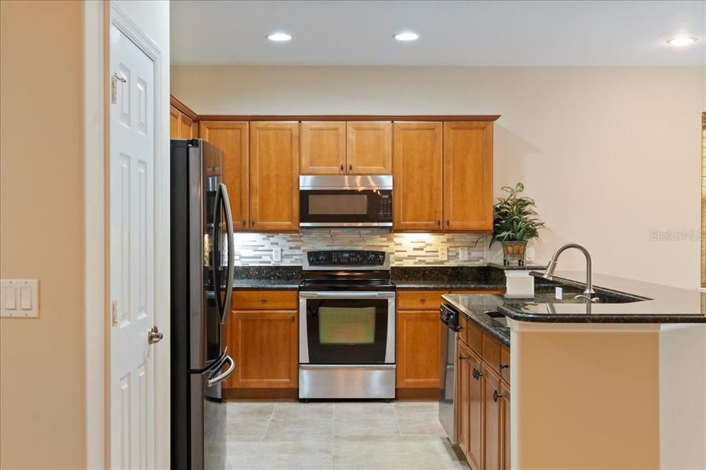 For Sale: $398,500 (3 beds, 2 baths, 1495 Square Feet)