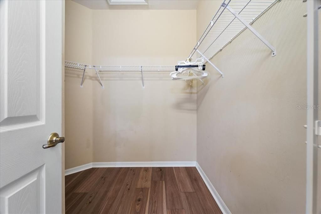 For Sale: $398,500 (3 beds, 2 baths, 1495 Square Feet)