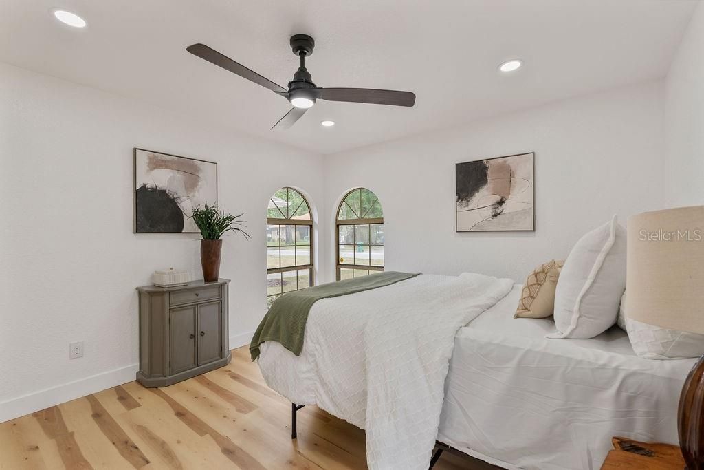 Active With Contract: $519,000 (4 beds, 2 baths, 2401 Square Feet)