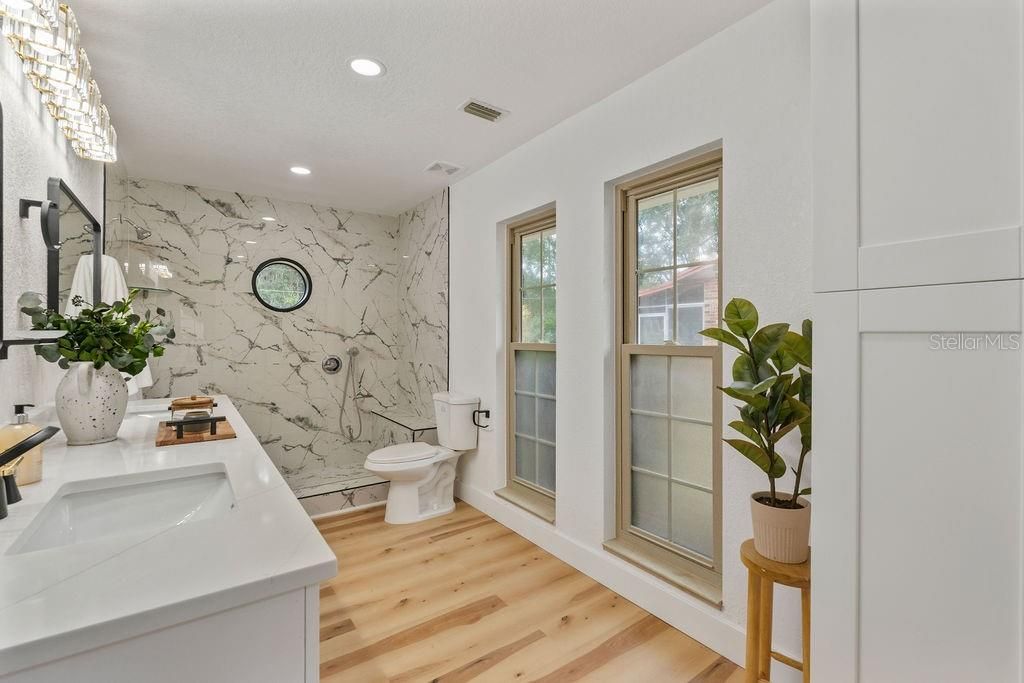 Active With Contract: $519,000 (4 beds, 2 baths, 2401 Square Feet)