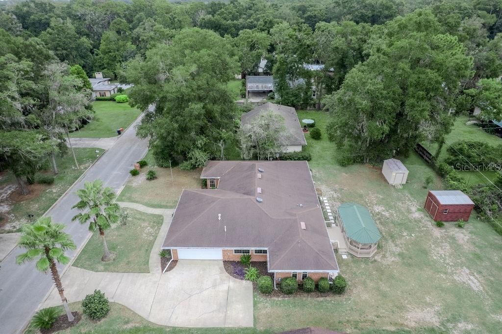 Active With Contract: $519,000 (4 beds, 2 baths, 2401 Square Feet)