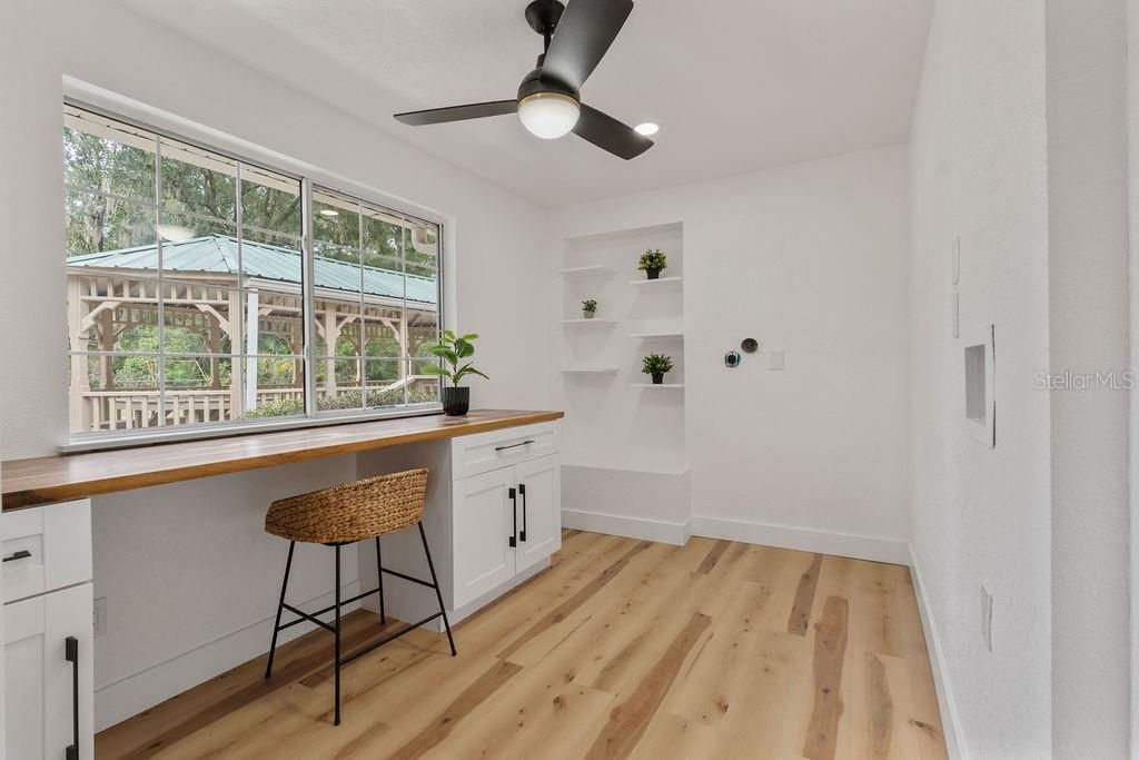 Active With Contract: $519,000 (4 beds, 2 baths, 2401 Square Feet)