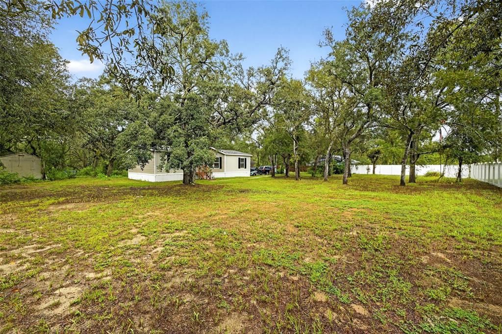 合同活跃: $299,000 (3 贝兹, 2 浴室, 1264 平方英尺)