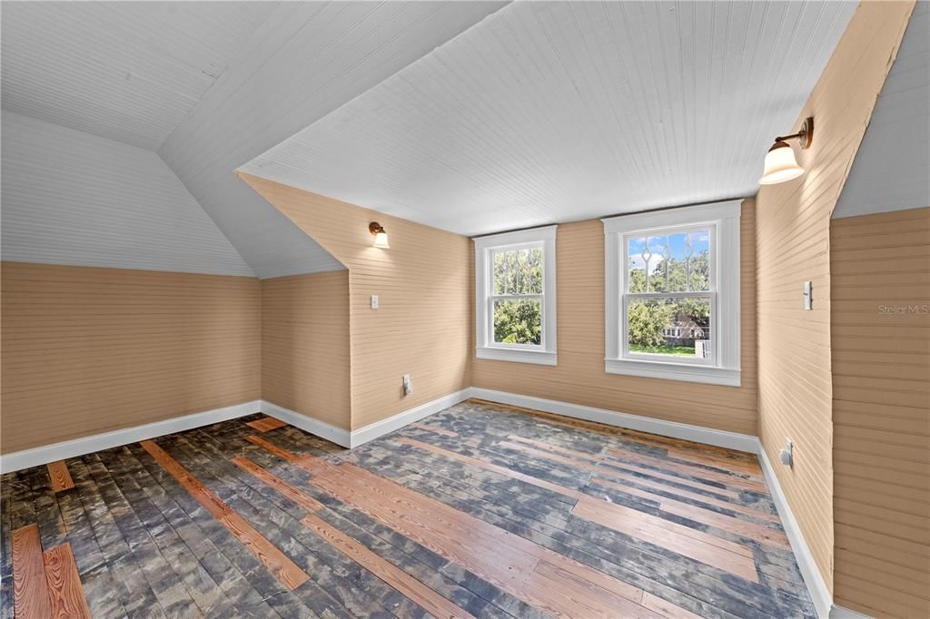 На продажу: $999,000 (4 спален, 3 ванн, 3492 Квадратных фут)