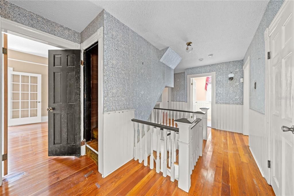 На продажу: $999,000 (4 спален, 3 ванн, 3492 Квадратных фут)