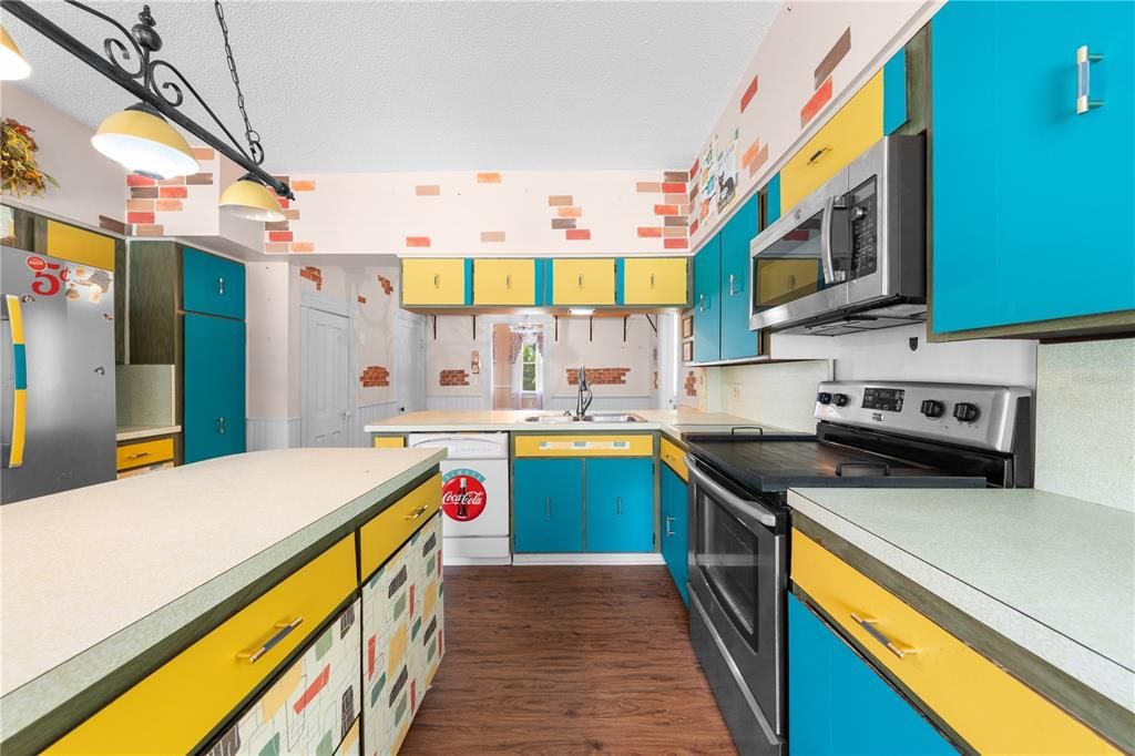 На продажу: $999,000 (4 спален, 3 ванн, 3492 Квадратных фут)