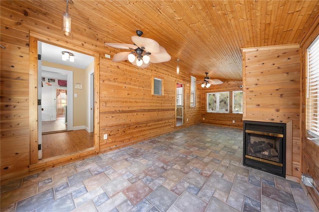 На продажу: $999,000 (4 спален, 3 ванн, 3492 Квадратных фут)