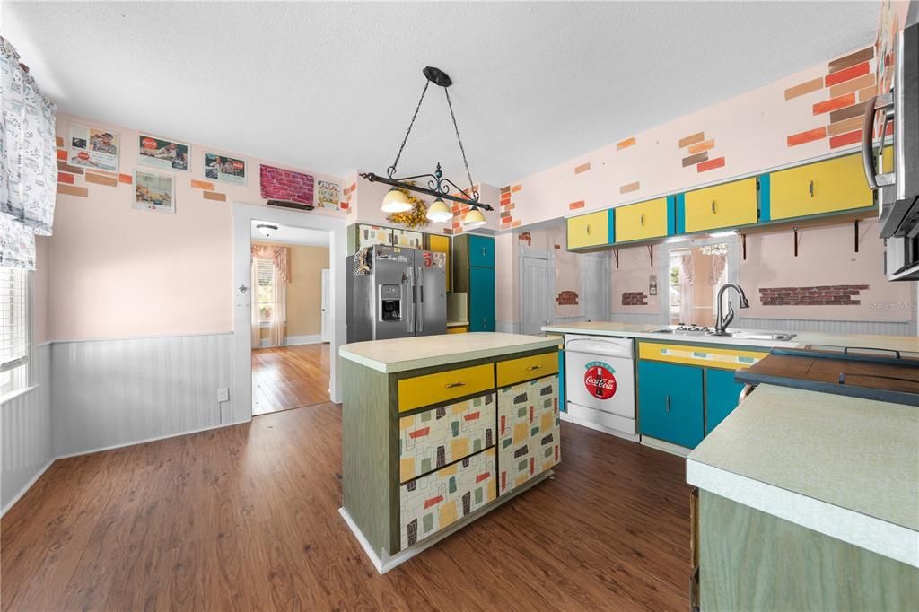 На продажу: $999,000 (4 спален, 3 ванн, 3492 Квадратных фут)