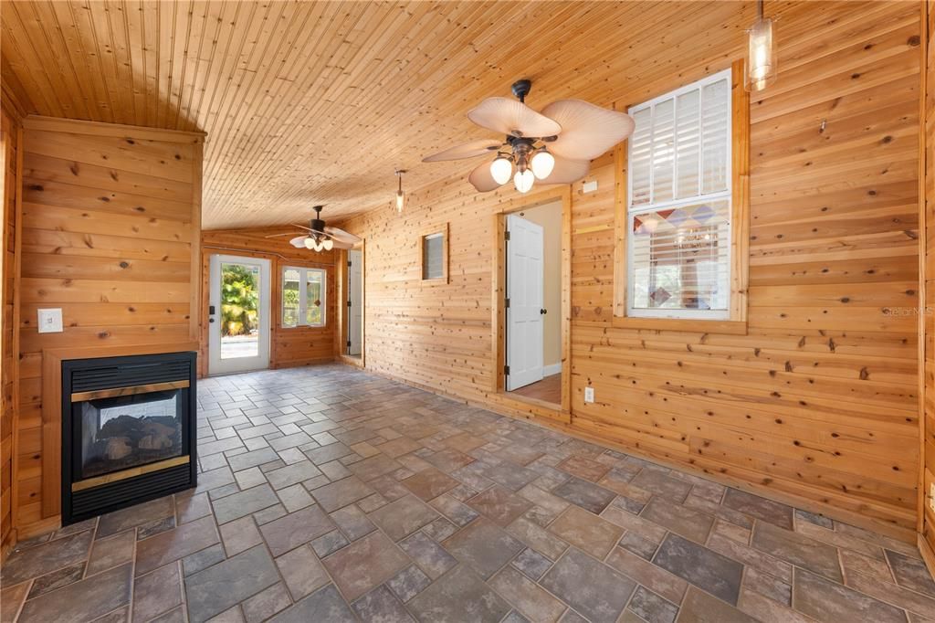 На продажу: $999,000 (4 спален, 3 ванн, 3492 Квадратных фут)