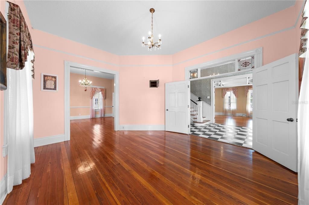 На продажу: $999,000 (4 спален, 3 ванн, 3492 Квадратных фут)