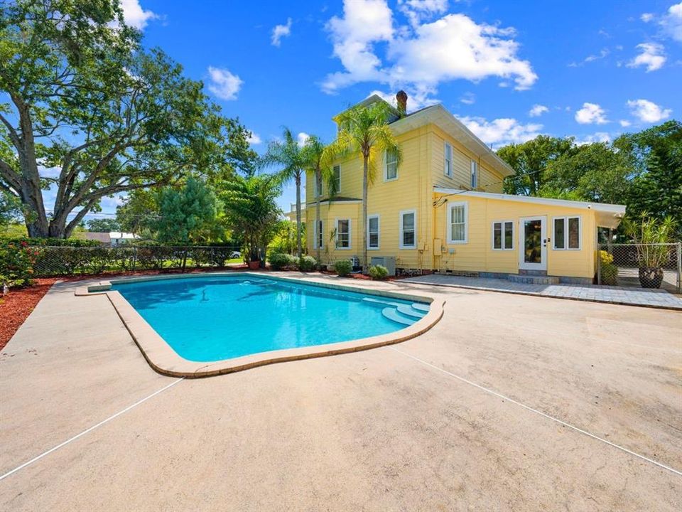 На продажу: $999,000 (4 спален, 3 ванн, 3492 Квадратных фут)