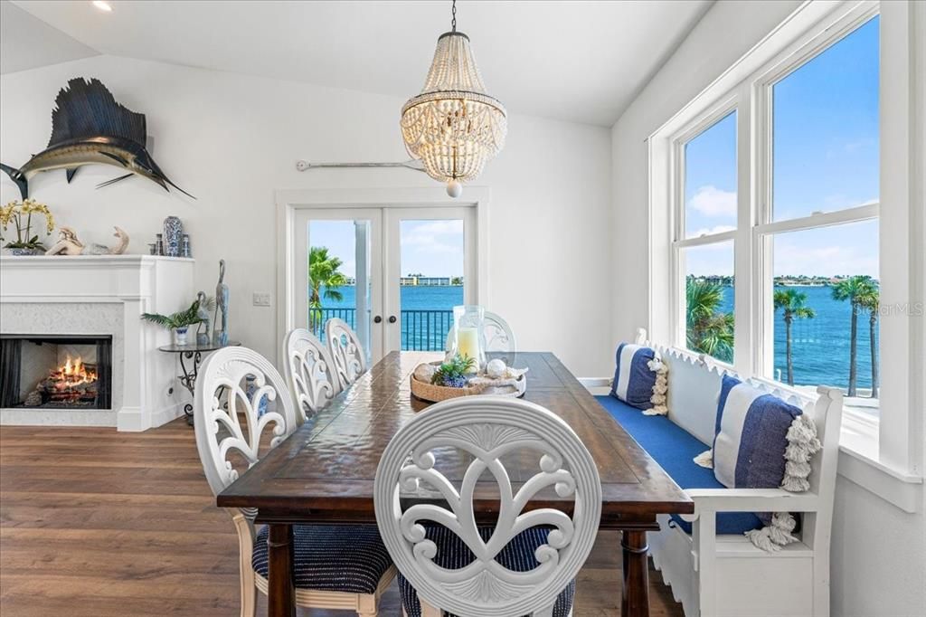 待售: $3,899,000 (4 贝兹, 3 浴室, 2964 平方英尺)