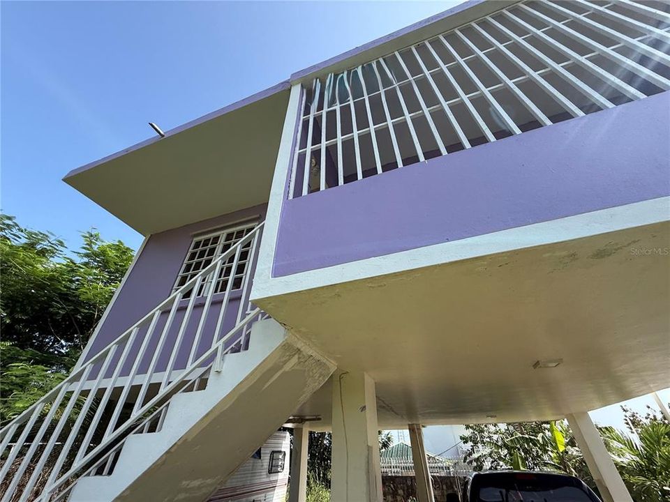 For Sale: $229,900 (2 beds, 1 baths, 629 Square Feet)