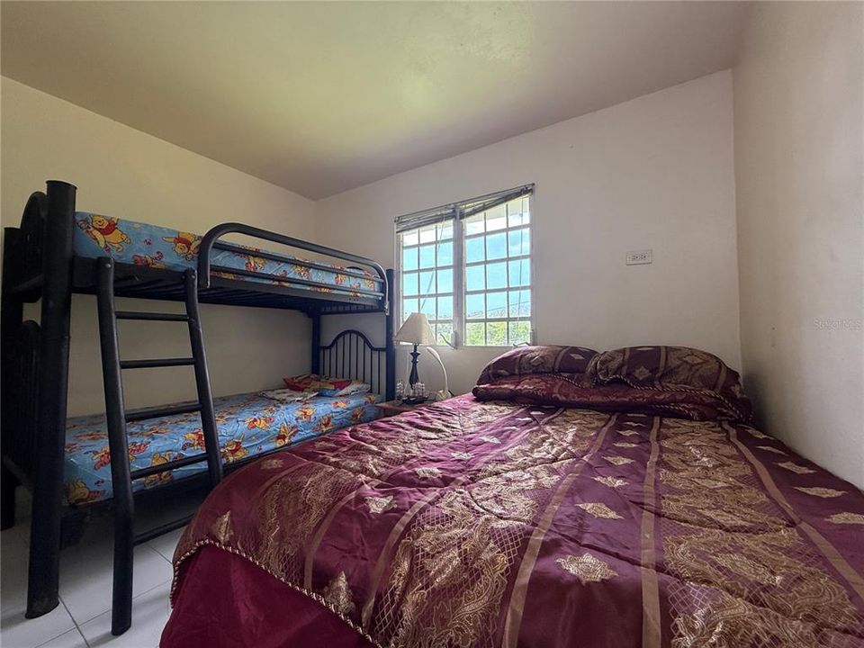 For Sale: $229,900 (2 beds, 1 baths, 629 Square Feet)