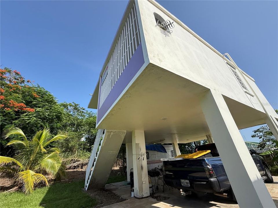 For Sale: $229,900 (2 beds, 1 baths, 629 Square Feet)