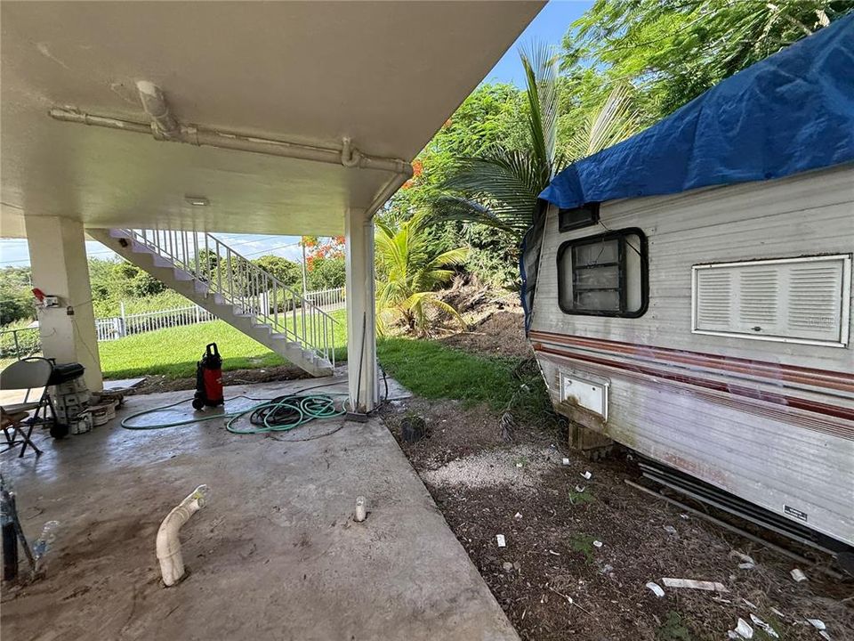 For Sale: $229,900 (2 beds, 1 baths, 629 Square Feet)