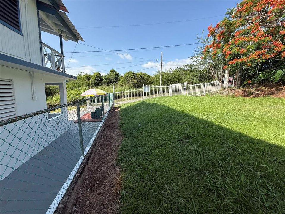 For Sale: $229,900 (2 beds, 1 baths, 629 Square Feet)