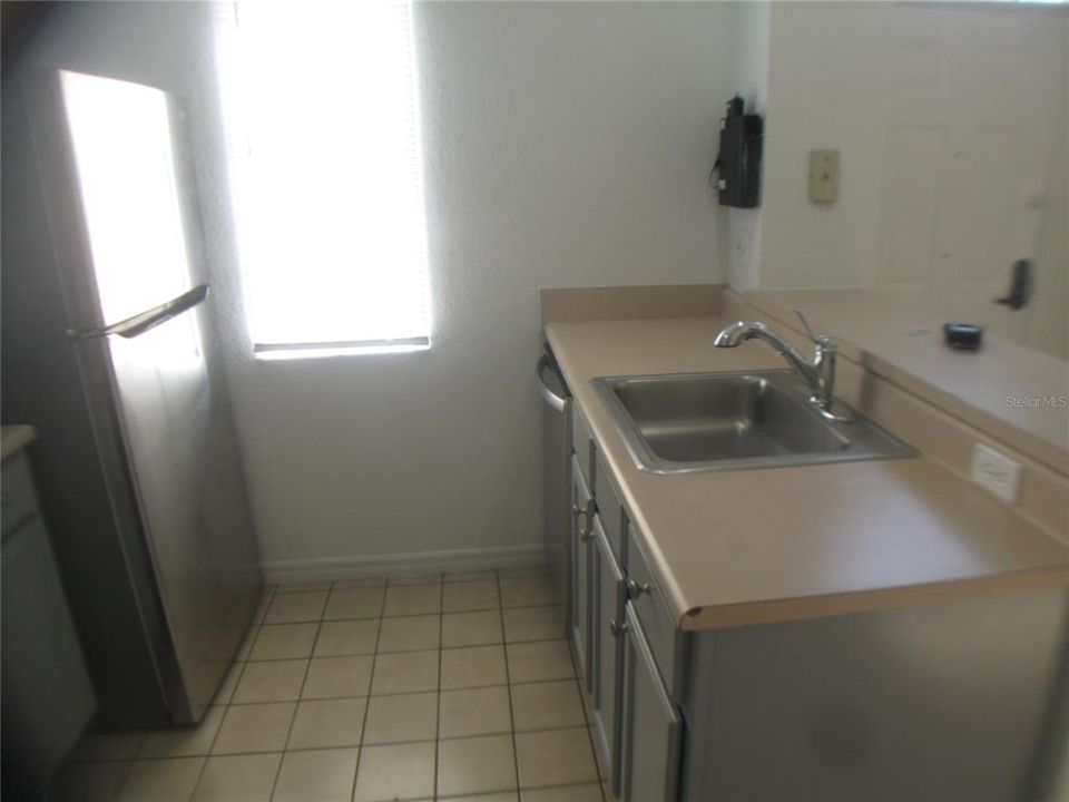 Active With Contract: $1,900 (4 beds, 3 baths, 1470 Square Feet)