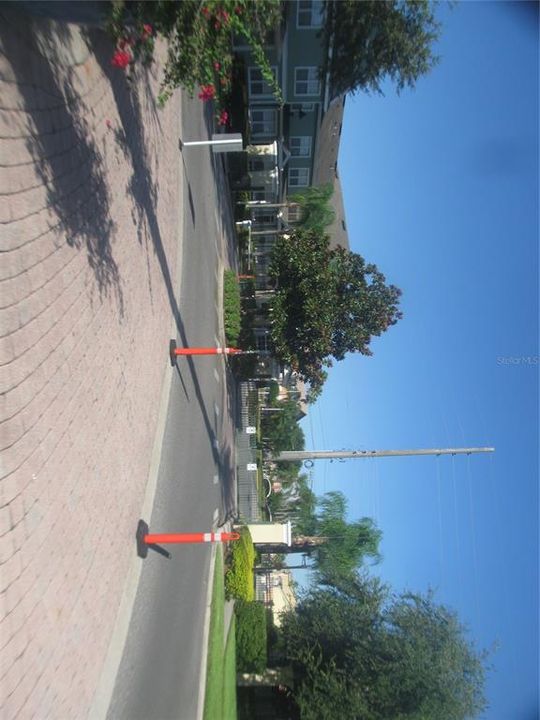 Active With Contract: $1,900 (4 beds, 3 baths, 1470 Square Feet)