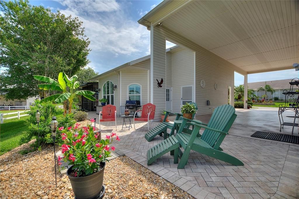 Activo con contrato: $534,000 (2 camas, 3 baños, 2134 Pies cuadrados)