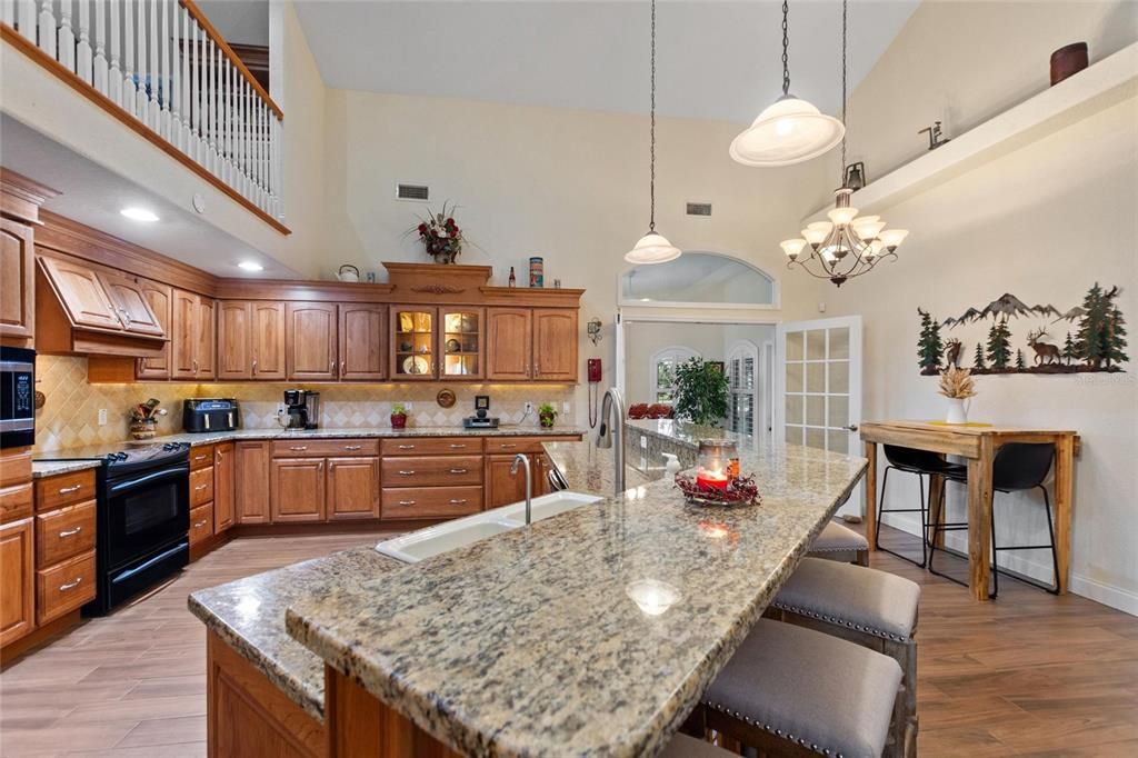 Activo con contrato: $534,000 (2 camas, 3 baños, 2134 Pies cuadrados)