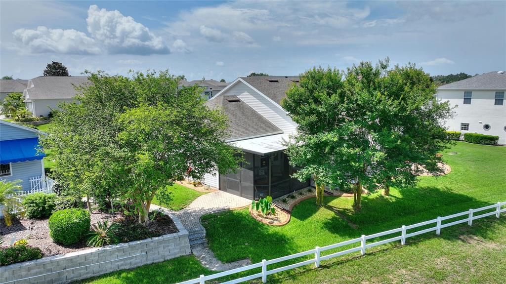 Activo con contrato: $534,000 (2 camas, 3 baños, 2134 Pies cuadrados)