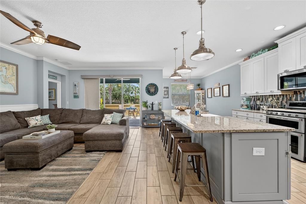 En Renta: $3,500 (4 camas, 3 baños, 3233 Pies cuadrados)