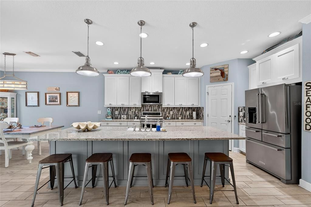 En Renta: $3,500 (4 camas, 3 baños, 3233 Pies cuadrados)