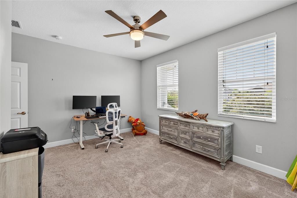 En Renta: $3,500 (4 camas, 3 baños, 3233 Pies cuadrados)