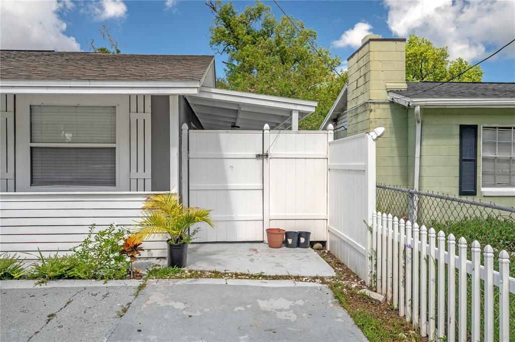 Activo con contrato: $1,250 (1 camas, 1 baños, 432 Pies cuadrados)