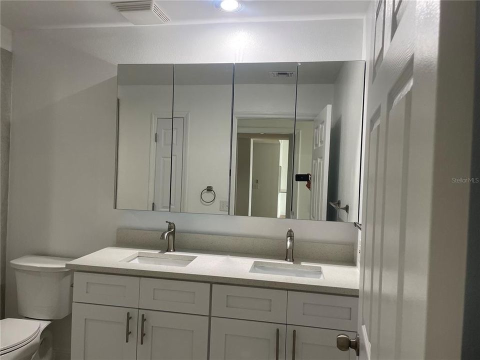 待售: $429,900 (2 贝兹, 2 浴室, 1157 平方英尺)