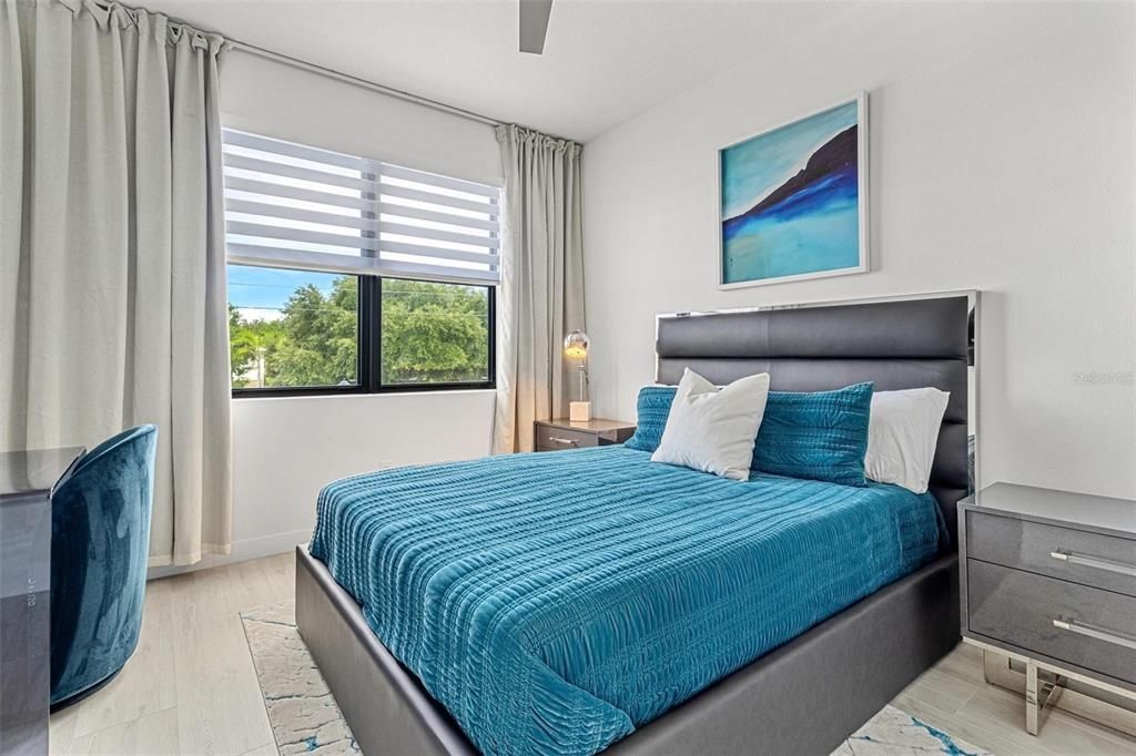 Active With Contract: $2,900 (3 beds, 2 baths, 1596 Square Feet)