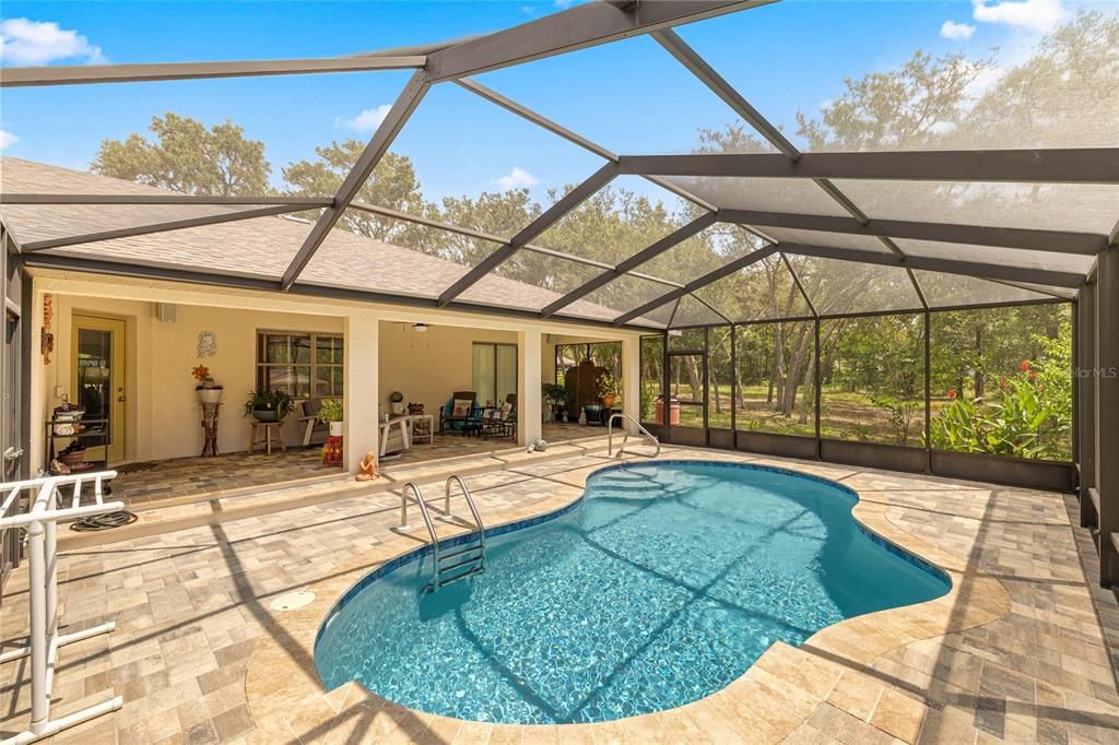 For Sale: $451,500 (3 beds, 2 baths, 1886 Square Feet)