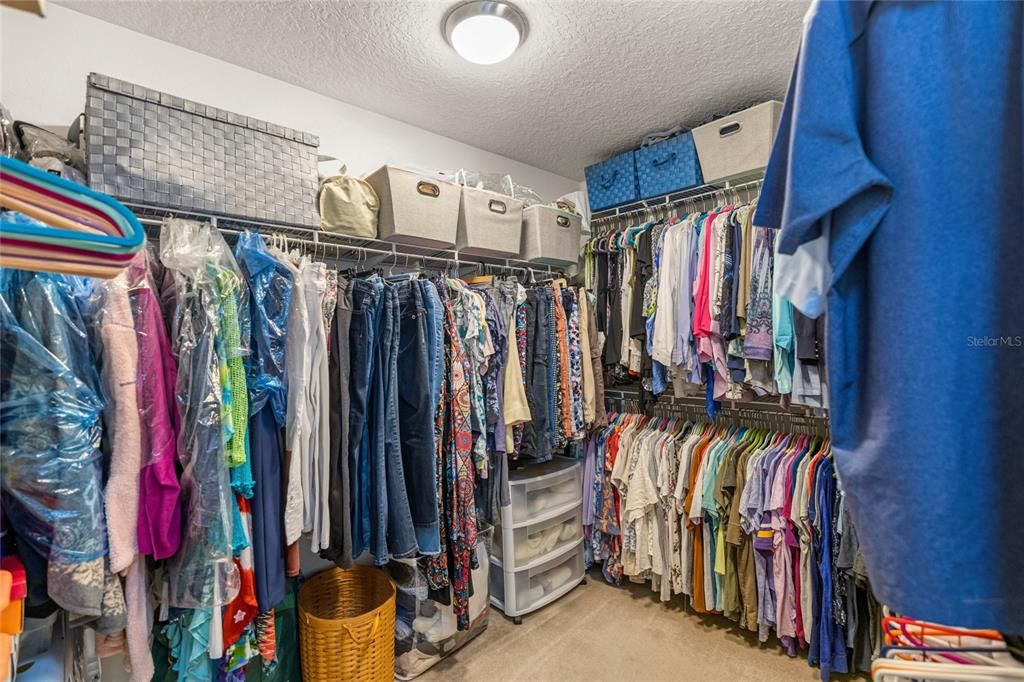 For Sale: $451,500 (3 beds, 2 baths, 1886 Square Feet)