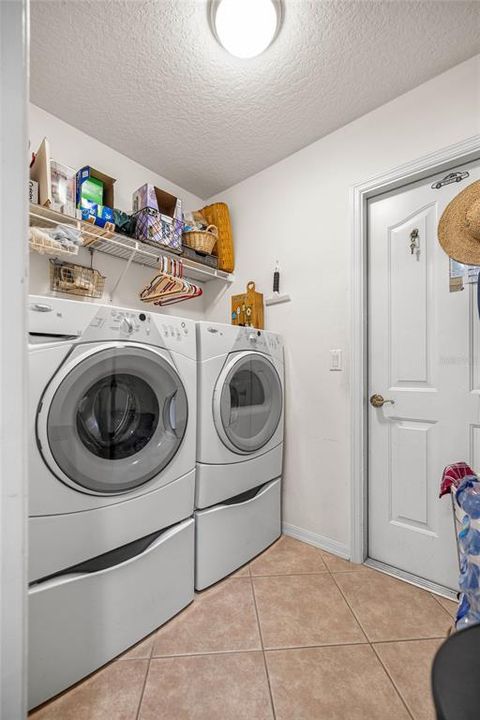 For Sale: $451,500 (3 beds, 2 baths, 1886 Square Feet)