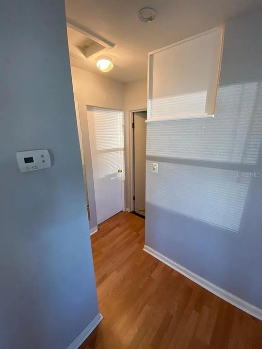 合同活跃: $1,699 (2 贝兹, 1 浴室, 872 平方英尺)