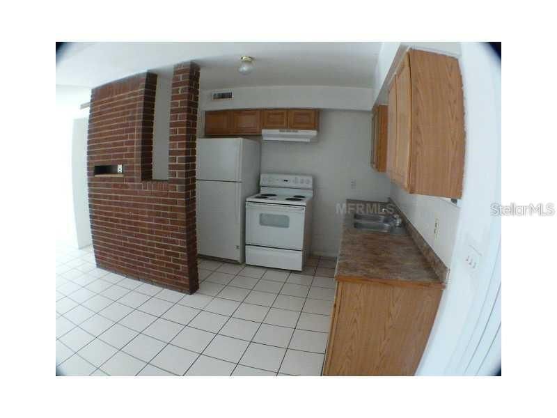 待售: $525,000 (6 贝兹, 0 浴室, 2632 平方英尺)