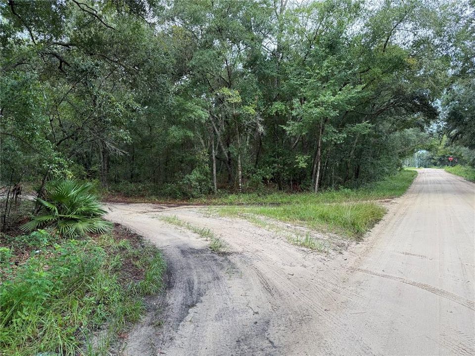 待售: $44,900 (0.23 acres)