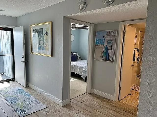 For Sale: $390,000 (2 beds, 2 baths, 1095 Square Feet)